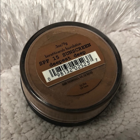 New BareMinerals foundation in Deepest Deep - Picture 2 of 4